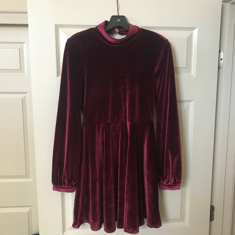 Lulu’s Velvet Backless Mini Dress